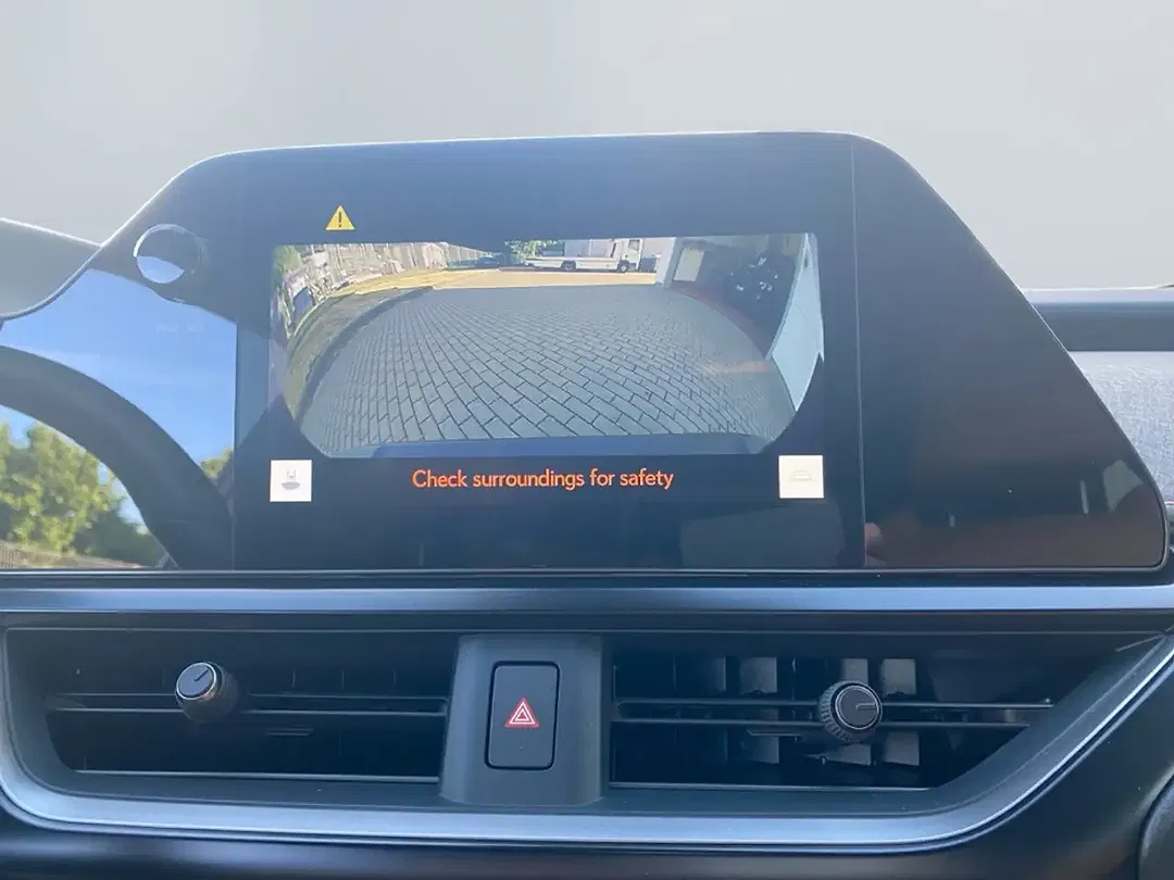 Lexus UX 250h Style Edition - foto 13