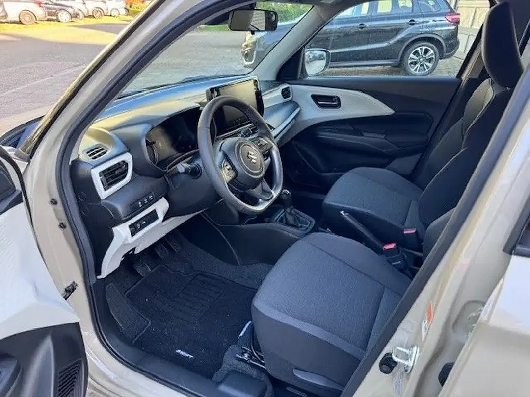 Suzuki Swift Hybrid 1.2 Dualjet Comfort - Thumbnail 12