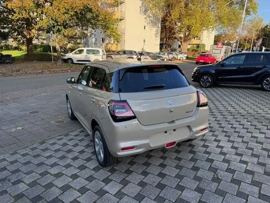Suzuki Swift Hybrid 1.2 Dualjet Comfort - Thumbnail 5