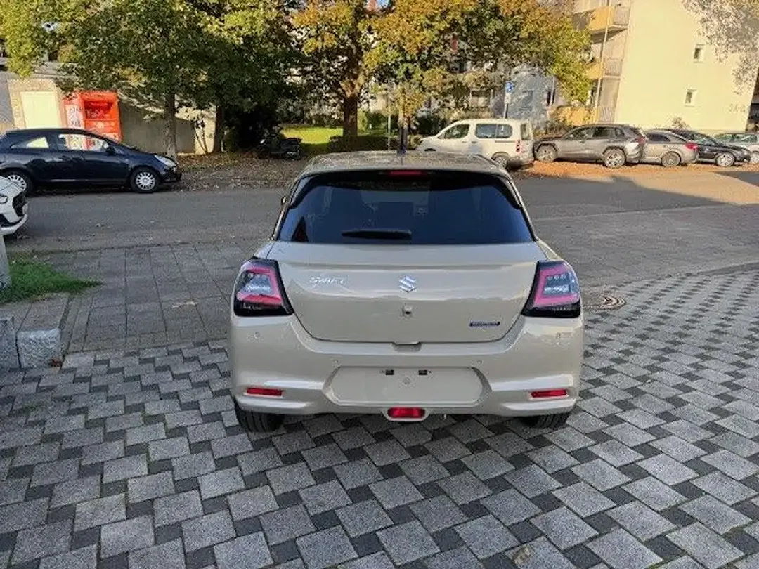Suzuki Swift Hybrid 1.2 Dualjet Comfort - Thumbnail 6
