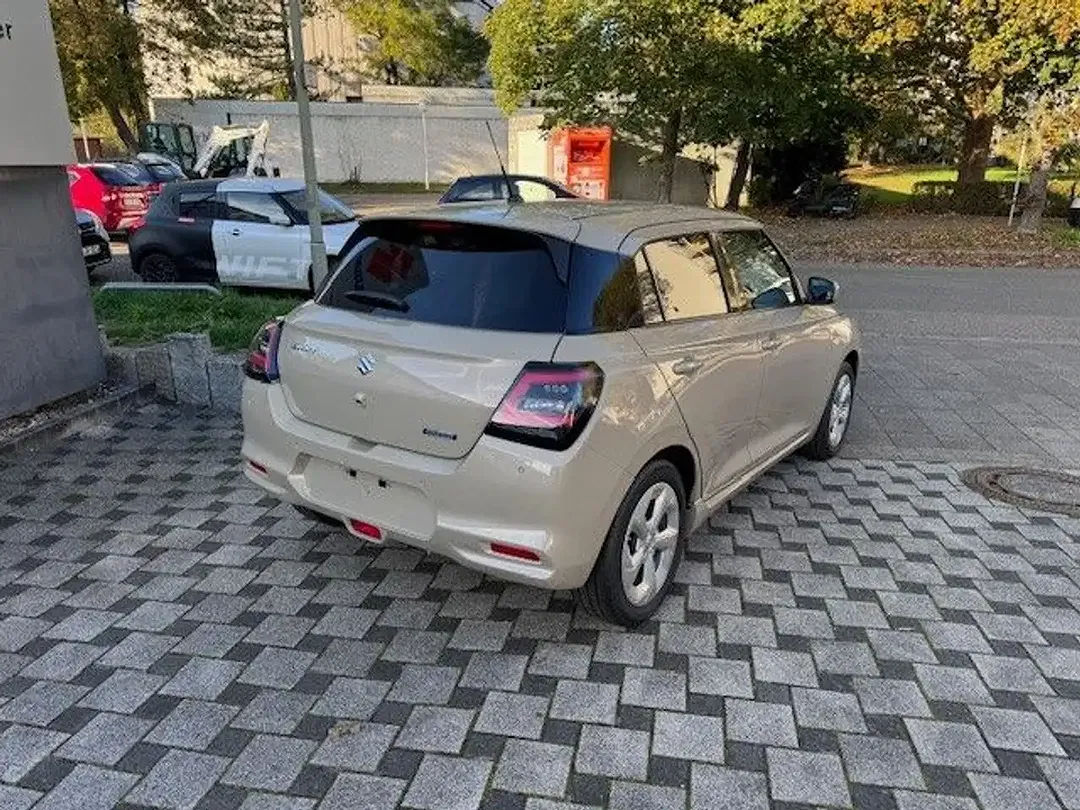 Suzuki Swift Hybrid 1.2 Dualjet Comfort - Thumbnail 7