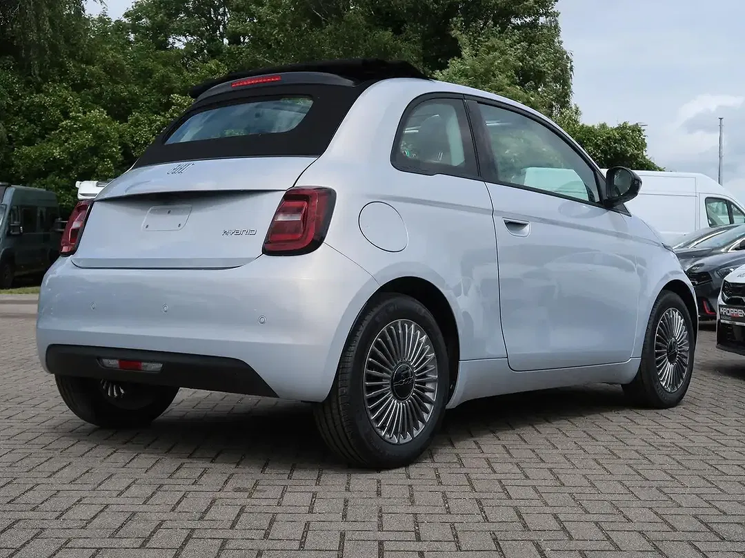 Fiat 500e Hybrid Icon - foto 2