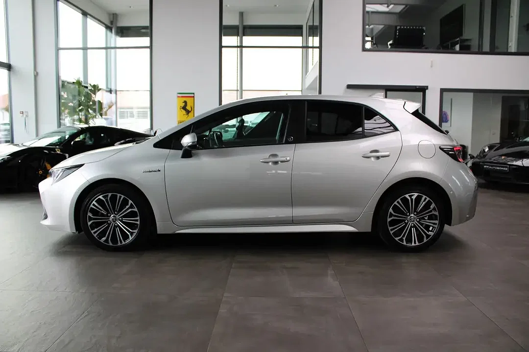 Toyota Corolla VVT-i Hybrid Team Deutschland - Afbeelding 1