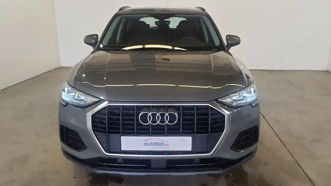 Audi Q3 35 TDI - Thumbnail 1