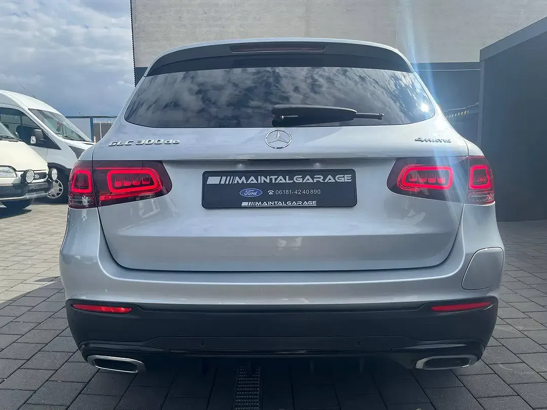 Mercedes-Benz GLC 300 4MATIC - Thumbnail 12