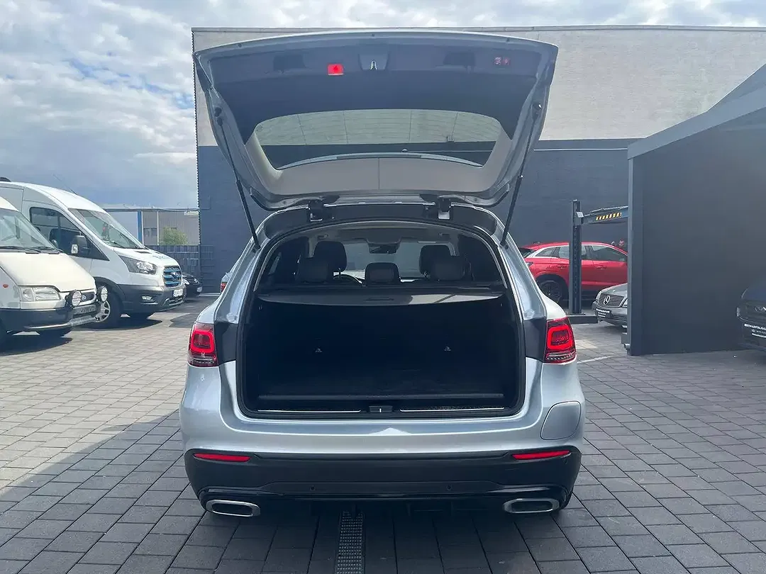 Mercedes-Benz GLC 300 4MATIC - Thumbnail 13