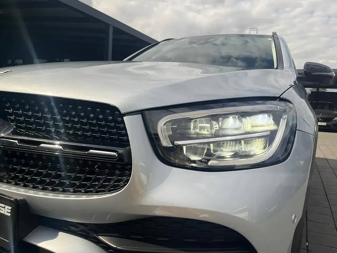 Mercedes-Benz GLC 300 4MATIC - Thumbnail 9