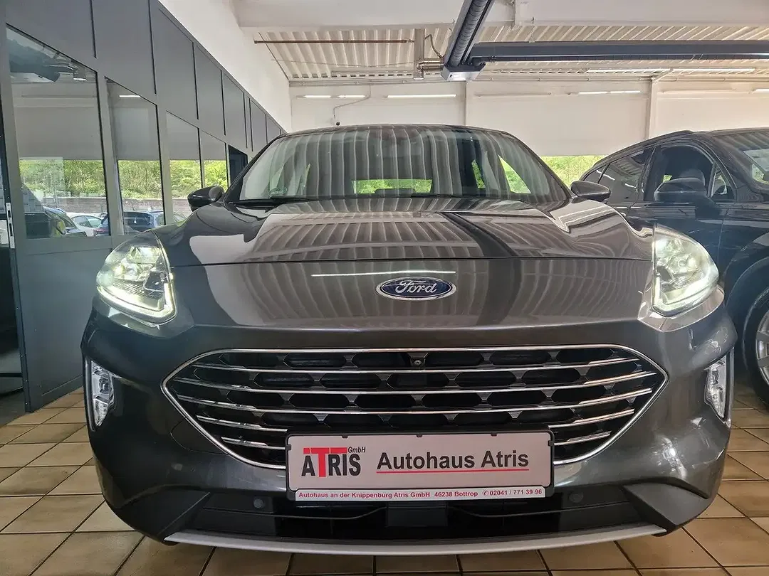 Ford Kuga Hybrid Titanium X - foto 1