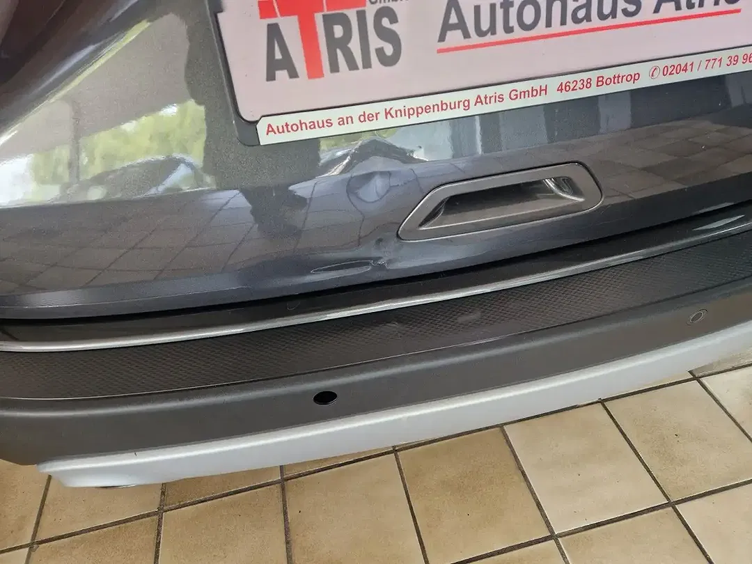 Ford Kuga Hybrid Titanium X - Thumbnail 5