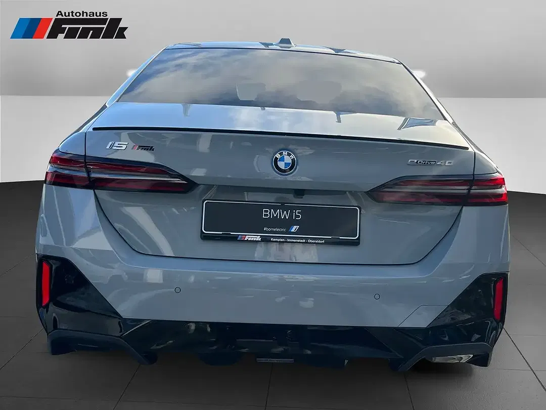 BMW i5 eDrive M - Thumbnail 5