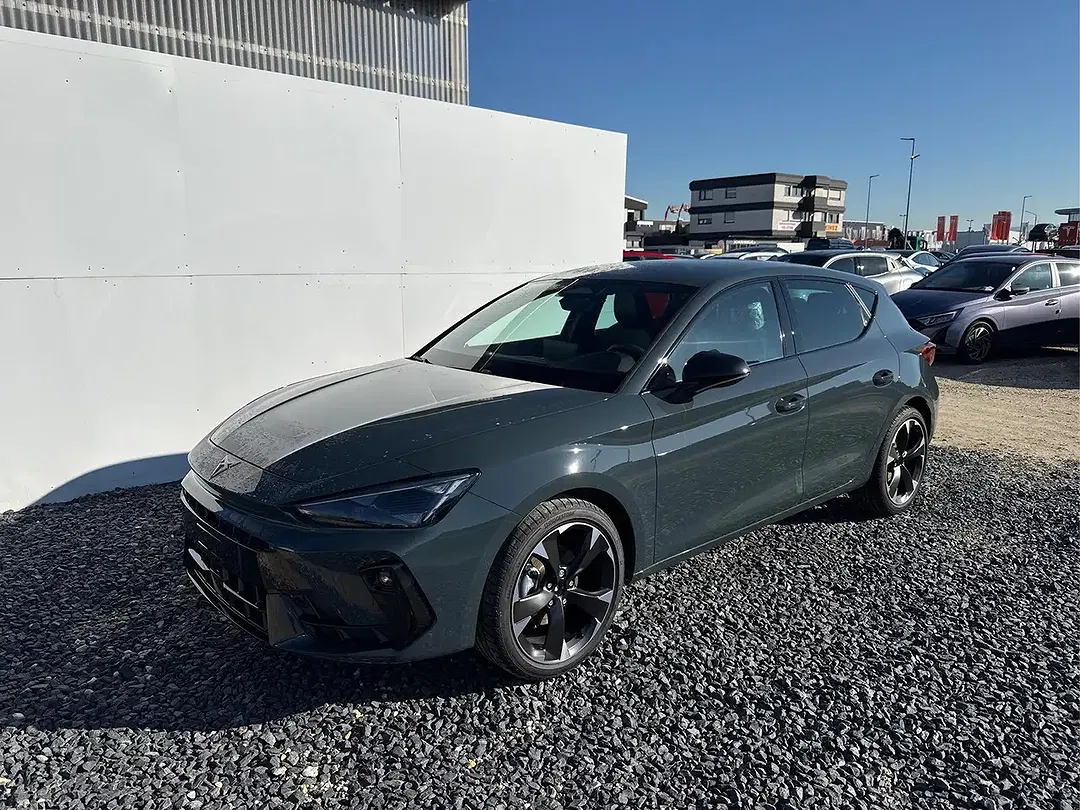 CUPRA Leon 1.5 eTSI DSG - Thumbnail 1