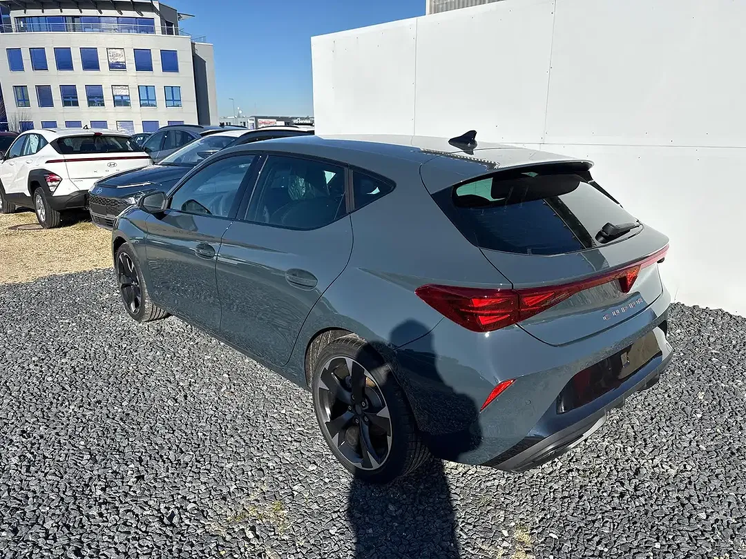 CUPRA Leon 1.5 eTSI DSG - Thumbnail 4