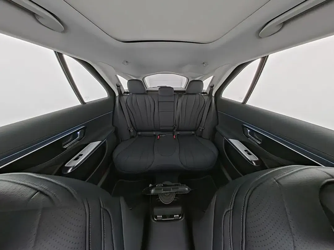 Mercedes-Benz E 300 4MATIC All-Terrain - Thumbnail 7