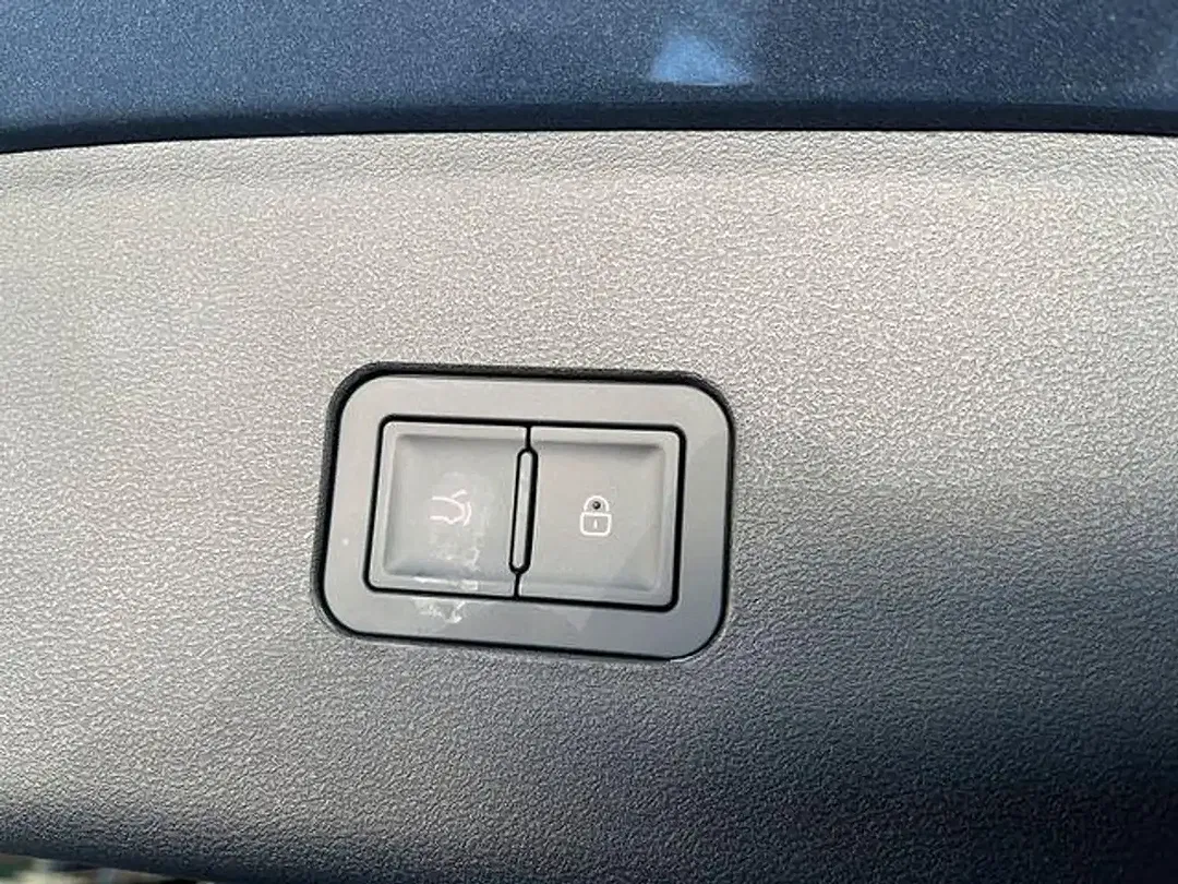 BYD Seal 6 DM-i Touring Comfort - Thumbnail 13