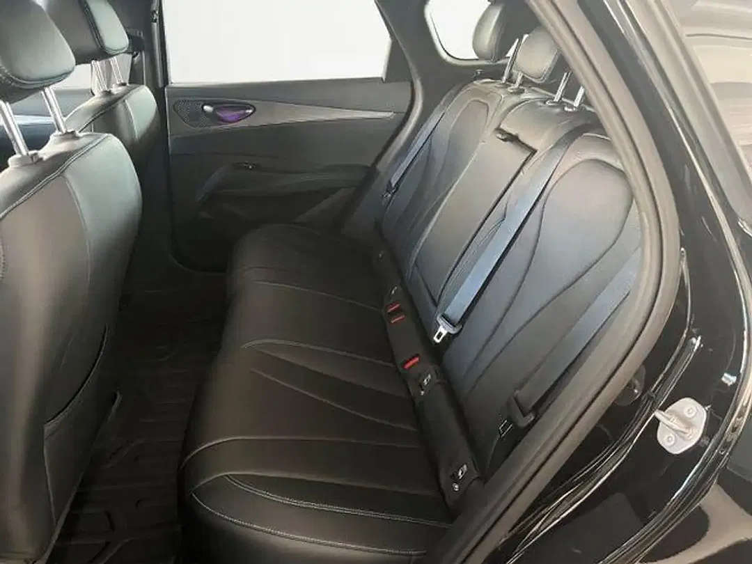 BYD Seal 6 DM-i Touring Comfort - Thumbnail 7