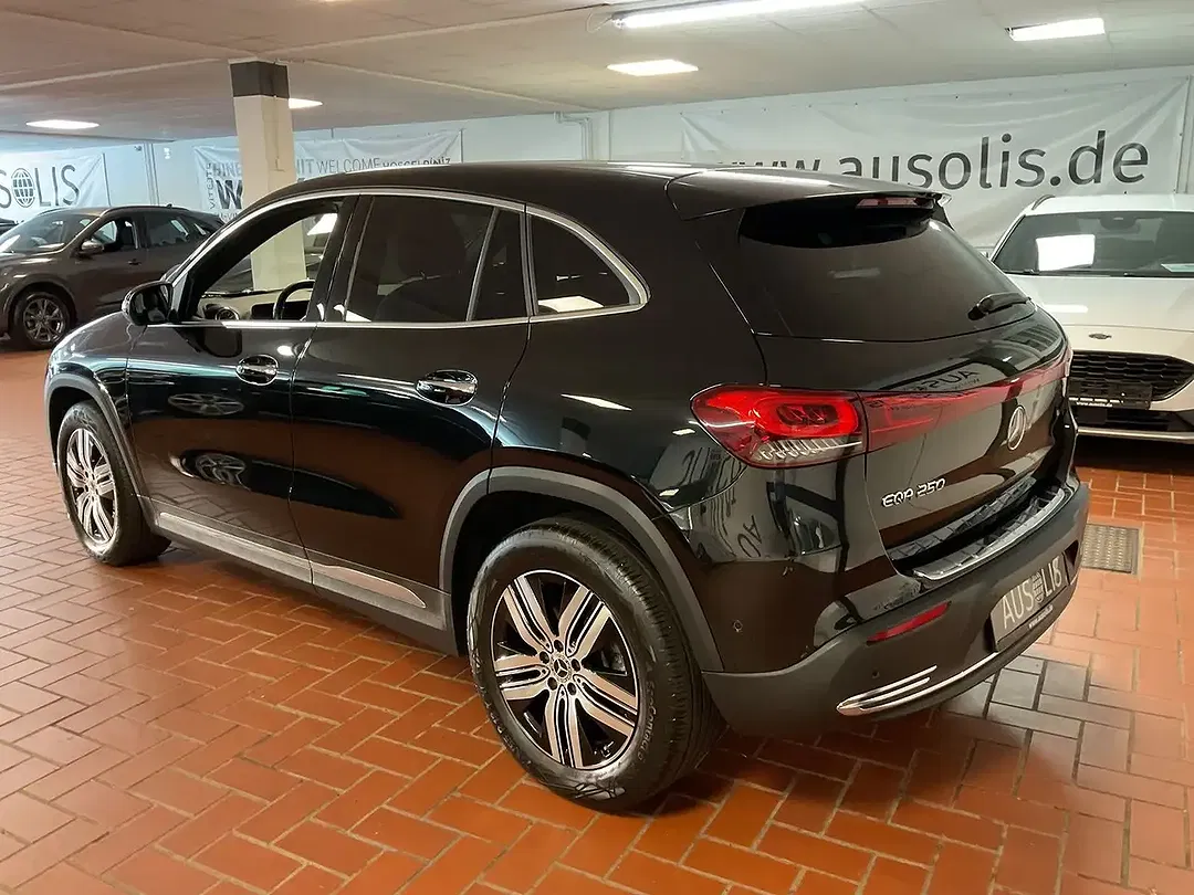 Mercedes-Benz EQA 250 Progressive - Thumbnail 4