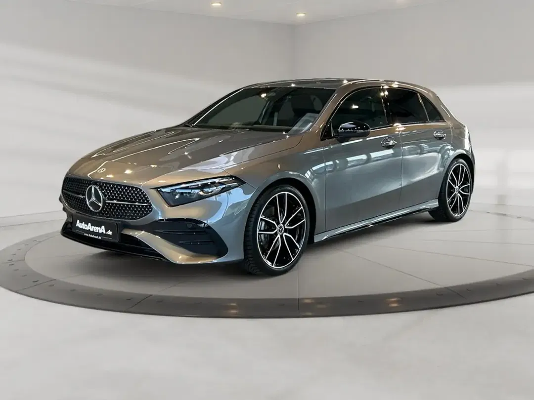Mercedes-Benz A 200 AUT AMG MBUX Night - foto 1