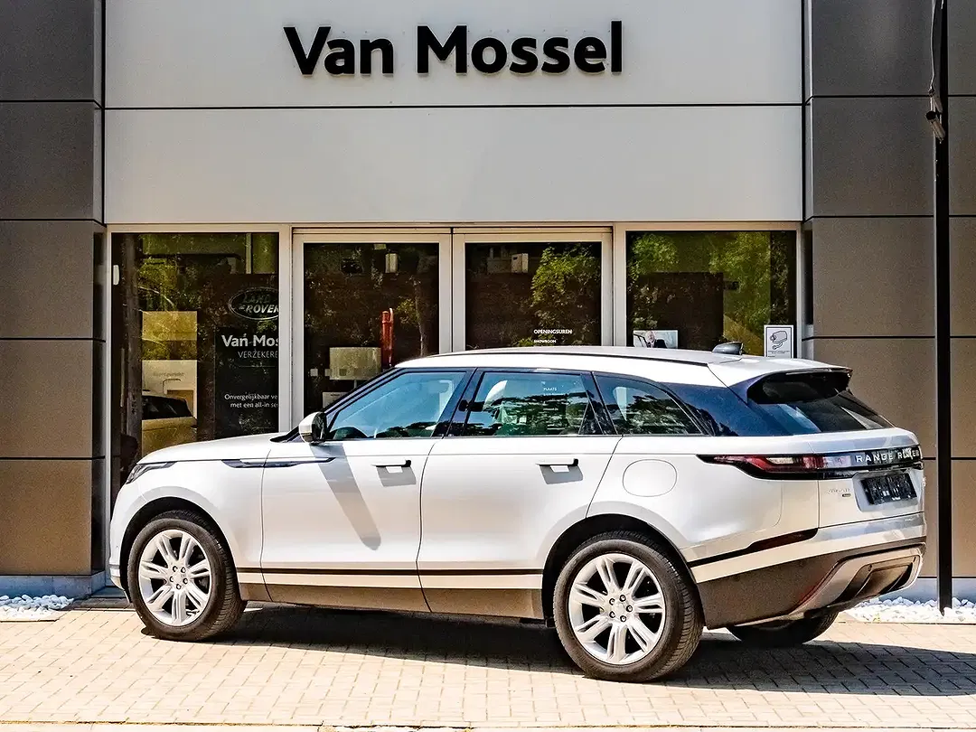 Land Rover Range Rover Velar P400e 4x4 - Thumbnail 4