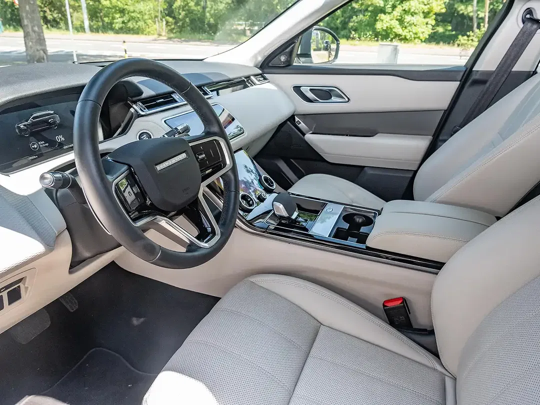 Land Rover Range Rover Velar P400e 4x4 - Thumbnail 8