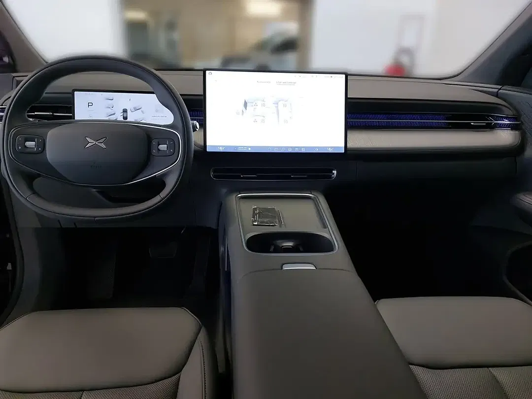 Xpeng G6 AWD Performance - Thumbnail 4
