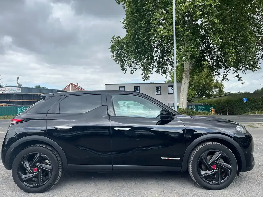DS Automobiles DS 3 - Thumbnail 6