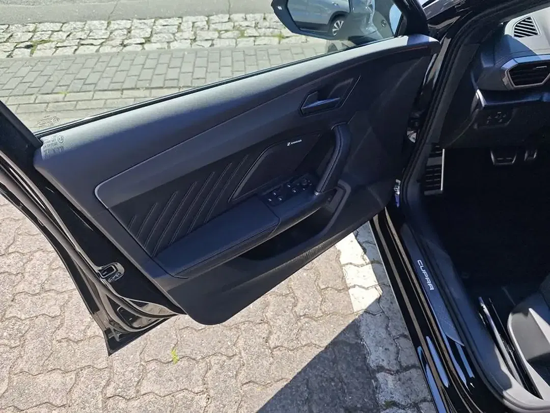 CUPRA Leon 1.5 eTSI DSG Matrix LED Sportstourer - Thumbnail 14