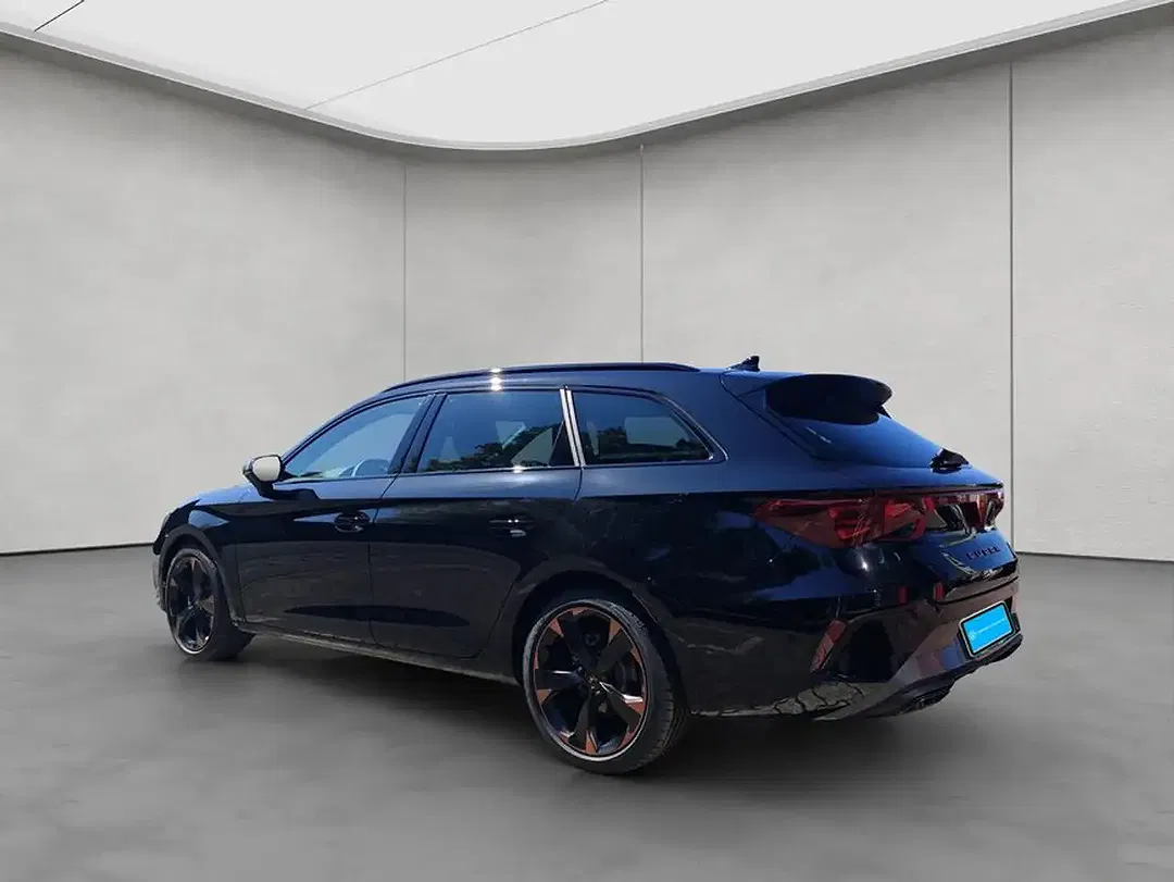 CUPRA Leon 1.5 eTSI DSG Matrix LED Sportstourer - Thumbnail 3