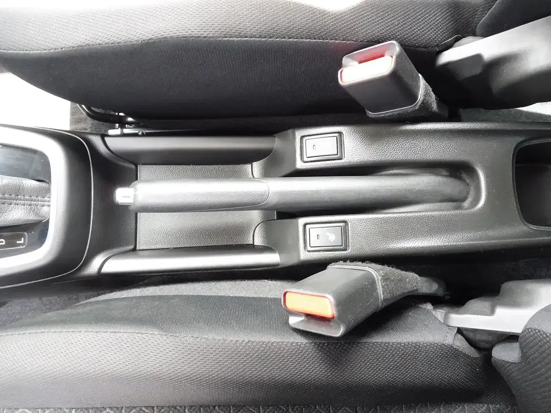 Suzuki Swift Comfort - Thumbnail 15