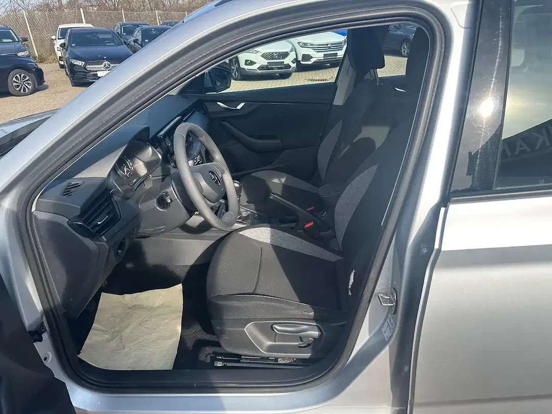 Skoda Kamiq 1.0 TSI Active - Thumbnail 14