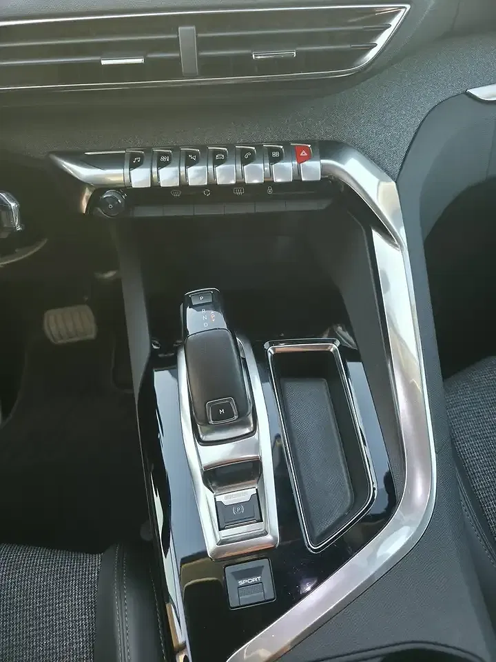 Peugeot 3008 BlueHDi - foto 15