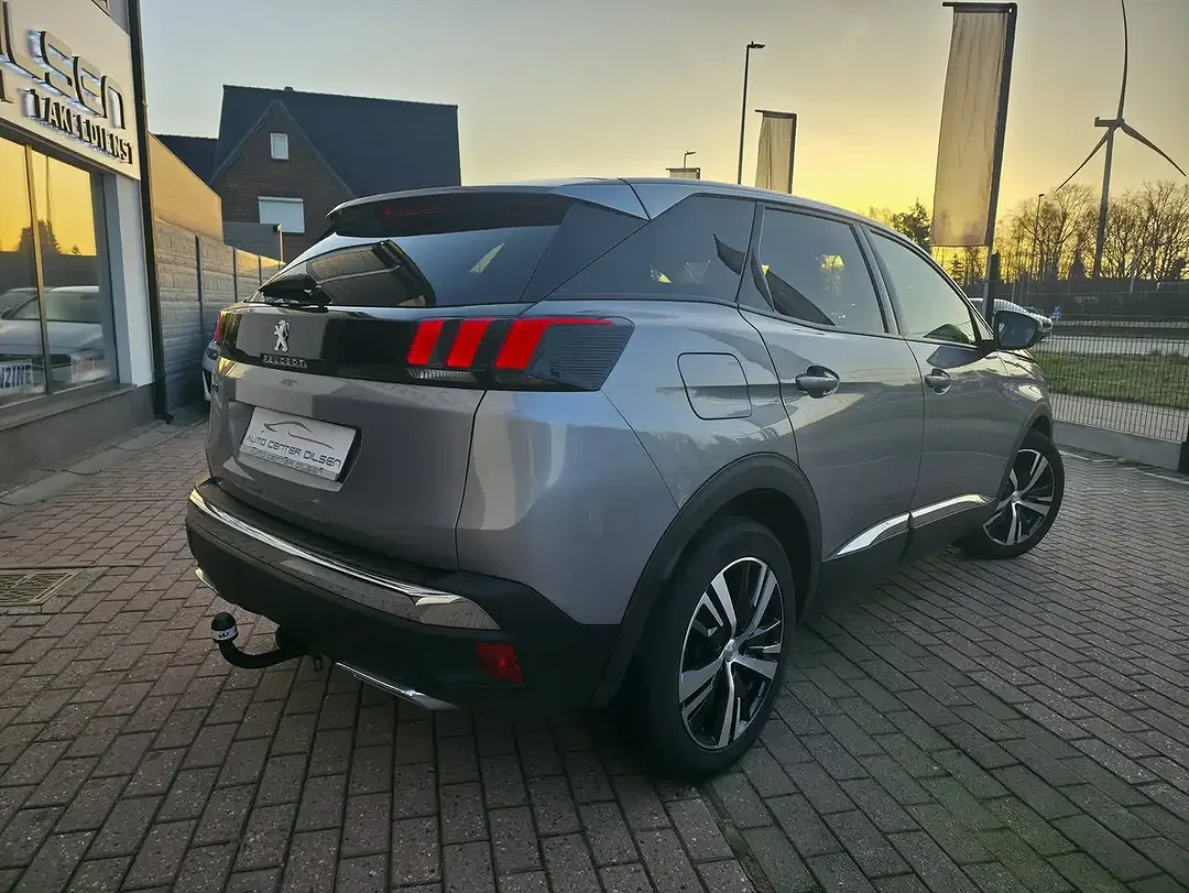 Peugeot 3008 BlueHDi - foto 2