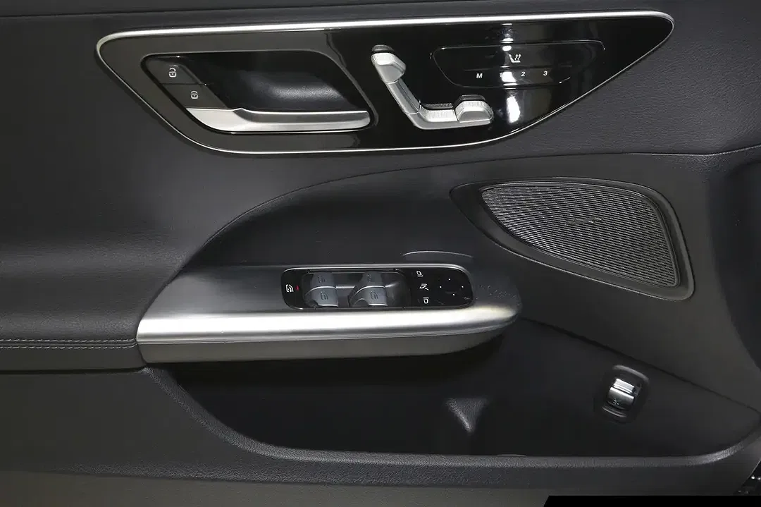Mercedes-Benz C 220 AMG Line Night - Thumbnail 14