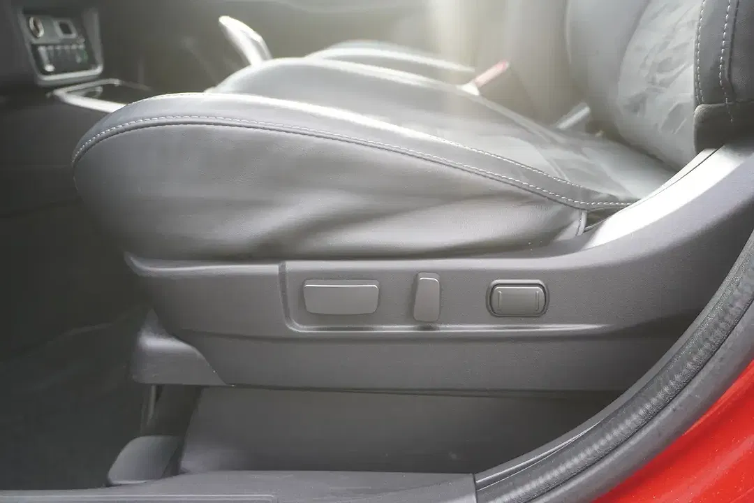 Mitsubishi Outlander 2.4 Hybrid PHEV 4WD Spirit - Thumbnail 12