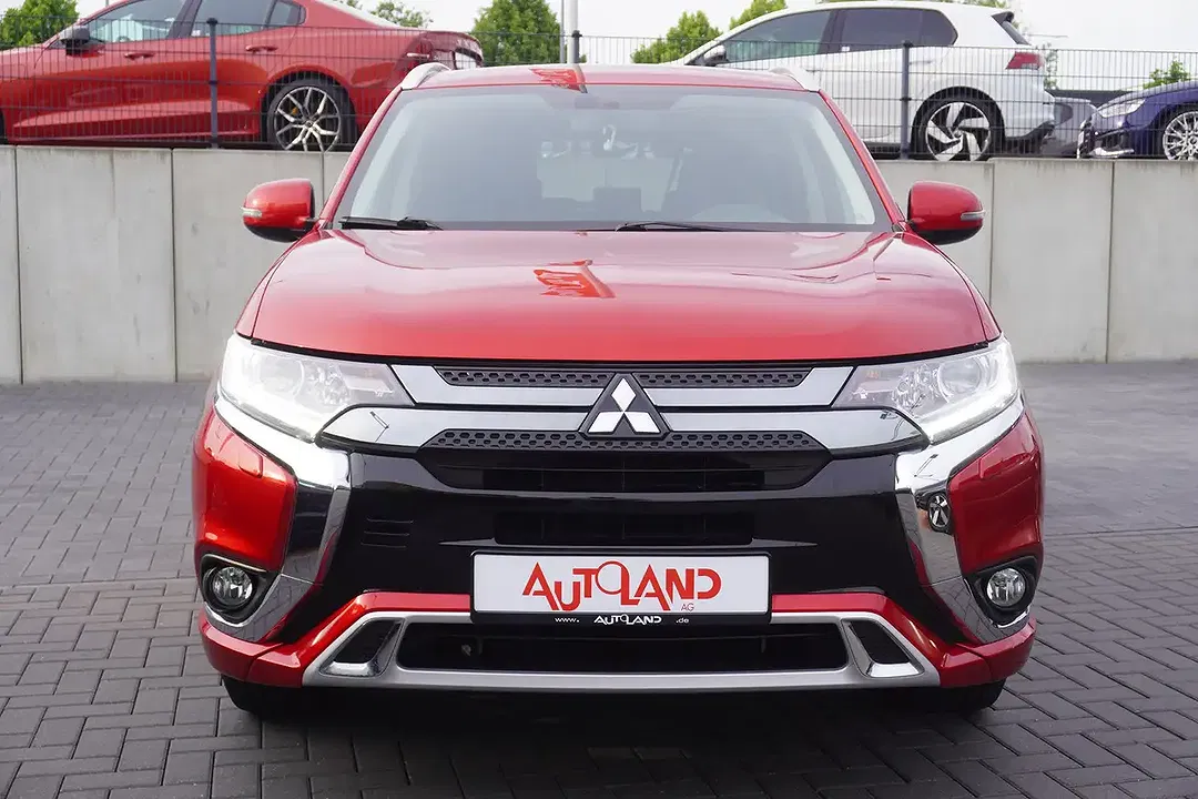 Mitsubishi Outlander 2.4 Hybrid PHEV 4WD Spirit - Thumbnail 5