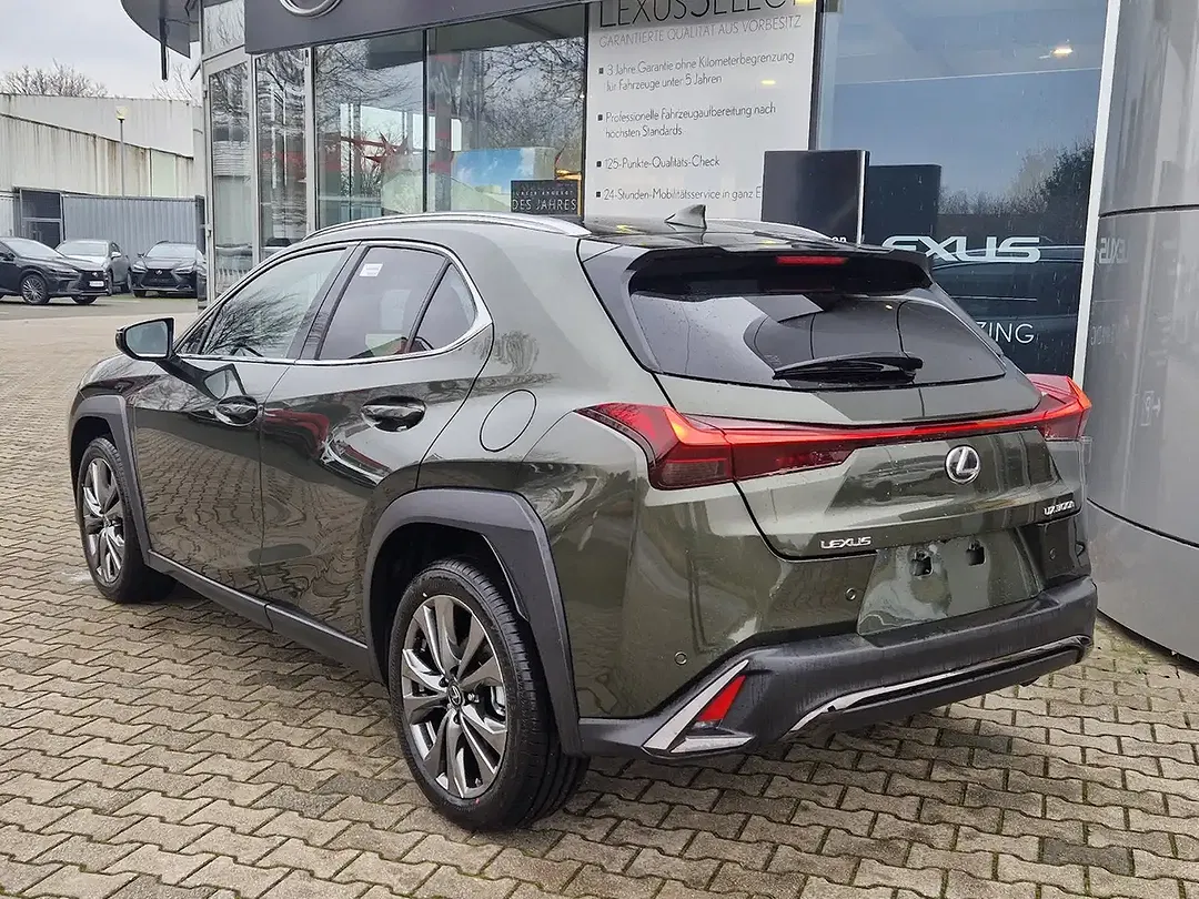 Lexus UX 300h F SPORT Design - foto 2