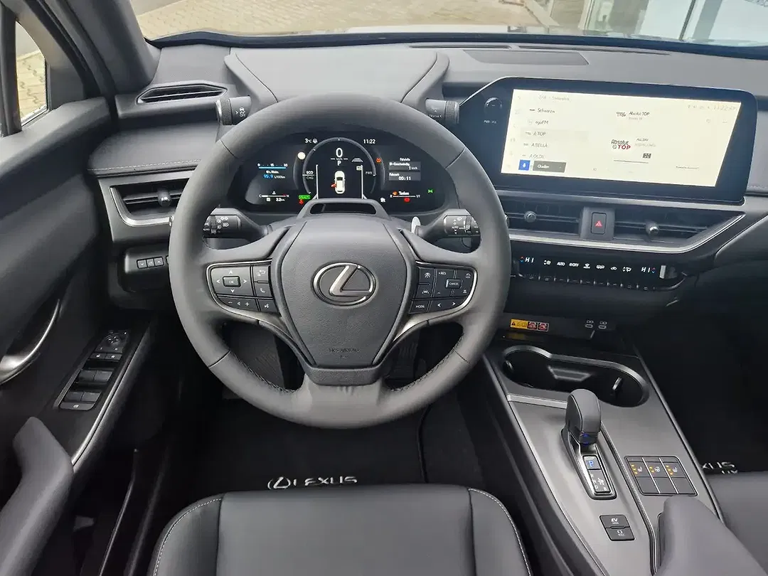 Lexus UX 300h F SPORT Design - Thumbnail 4