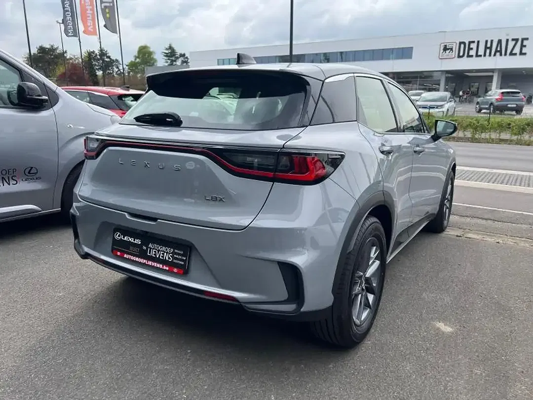Lexus LBX 1.5 - Thumbnail 3