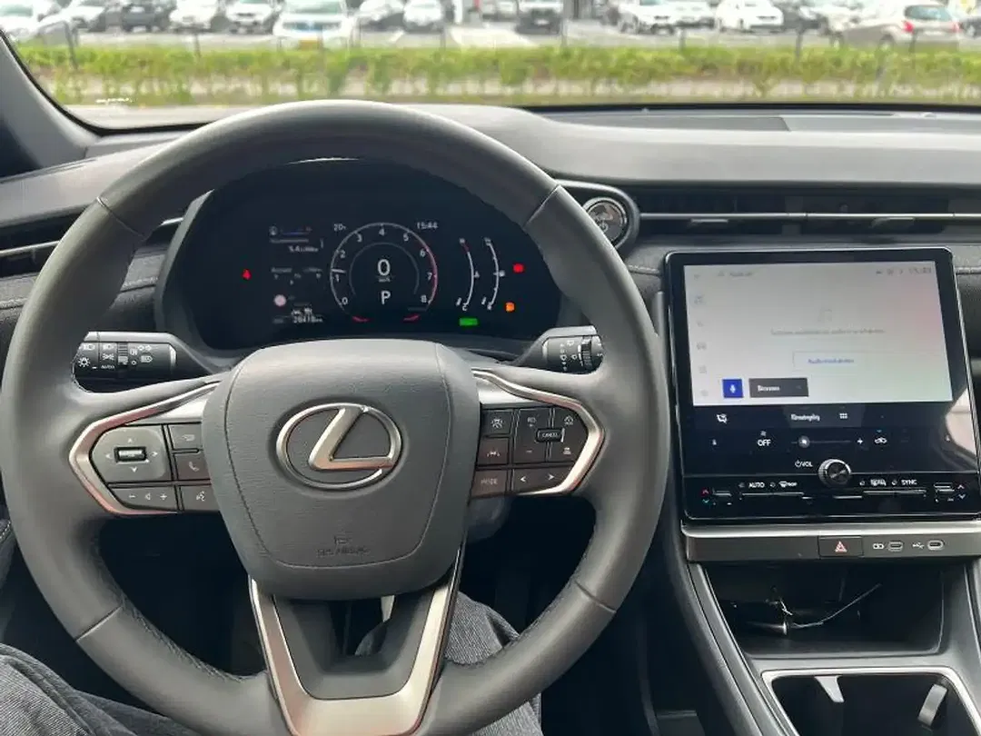 Lexus LBX 1.5 - Thumbnail 7