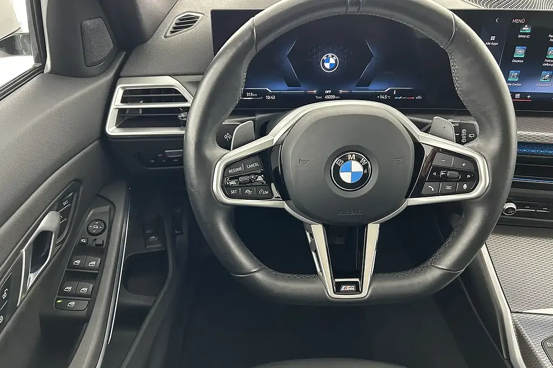 BMW 330 xDrive M Sport - Thumbnail 11