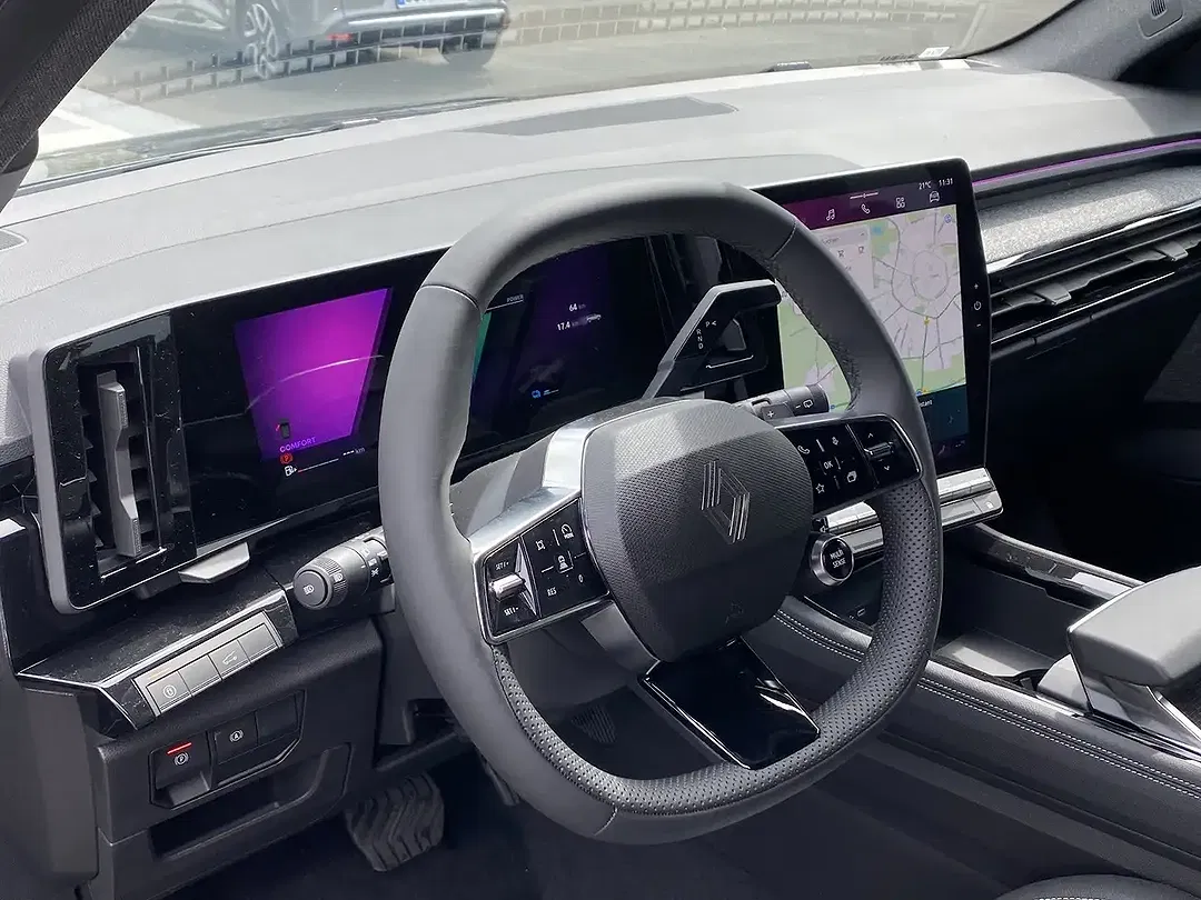 Renault Espace E-Tech Hybrid Techno - Thumbnail 11