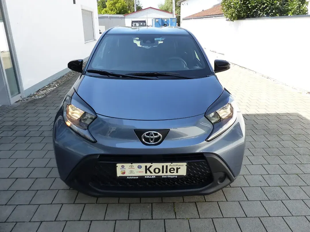 Toyota Aygo - Thumbnail 5