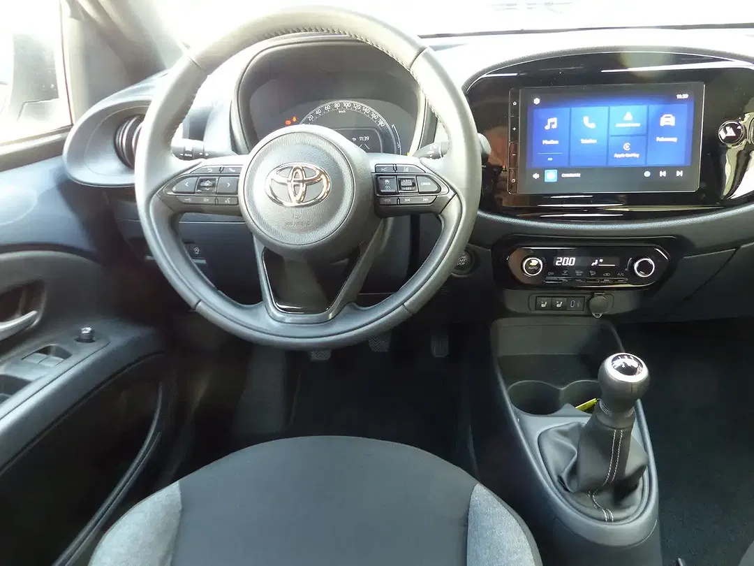 Toyota Aygo - Thumbnail 9