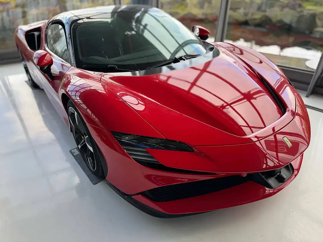Ferrari SF90 Spider - Thumbnail 20