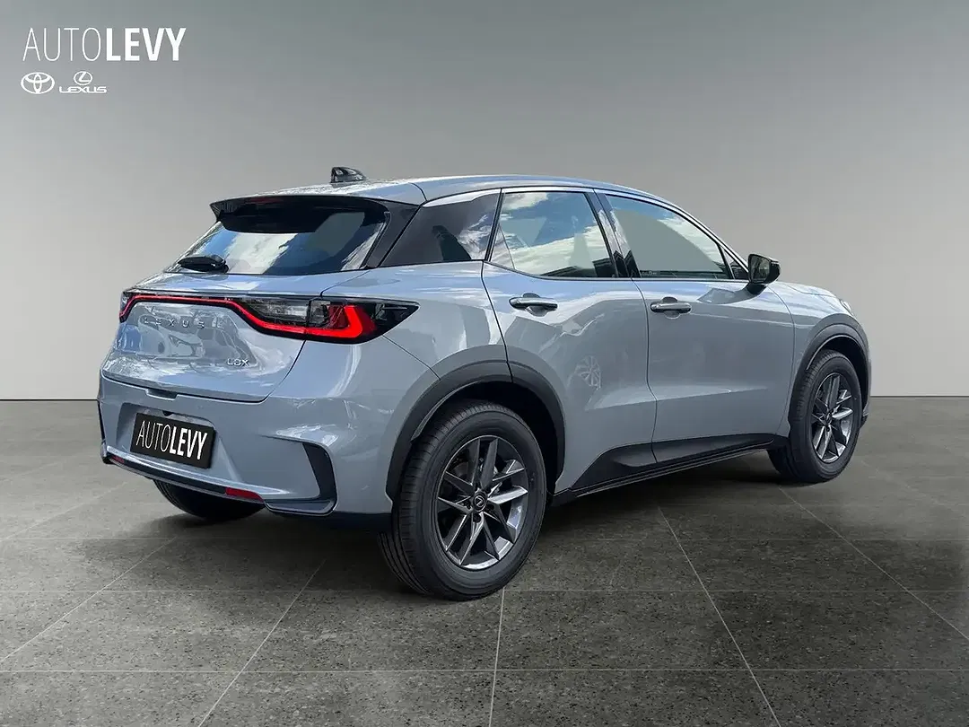 Lexus LBX 1.5 Hybrid - Thumbnail 5
