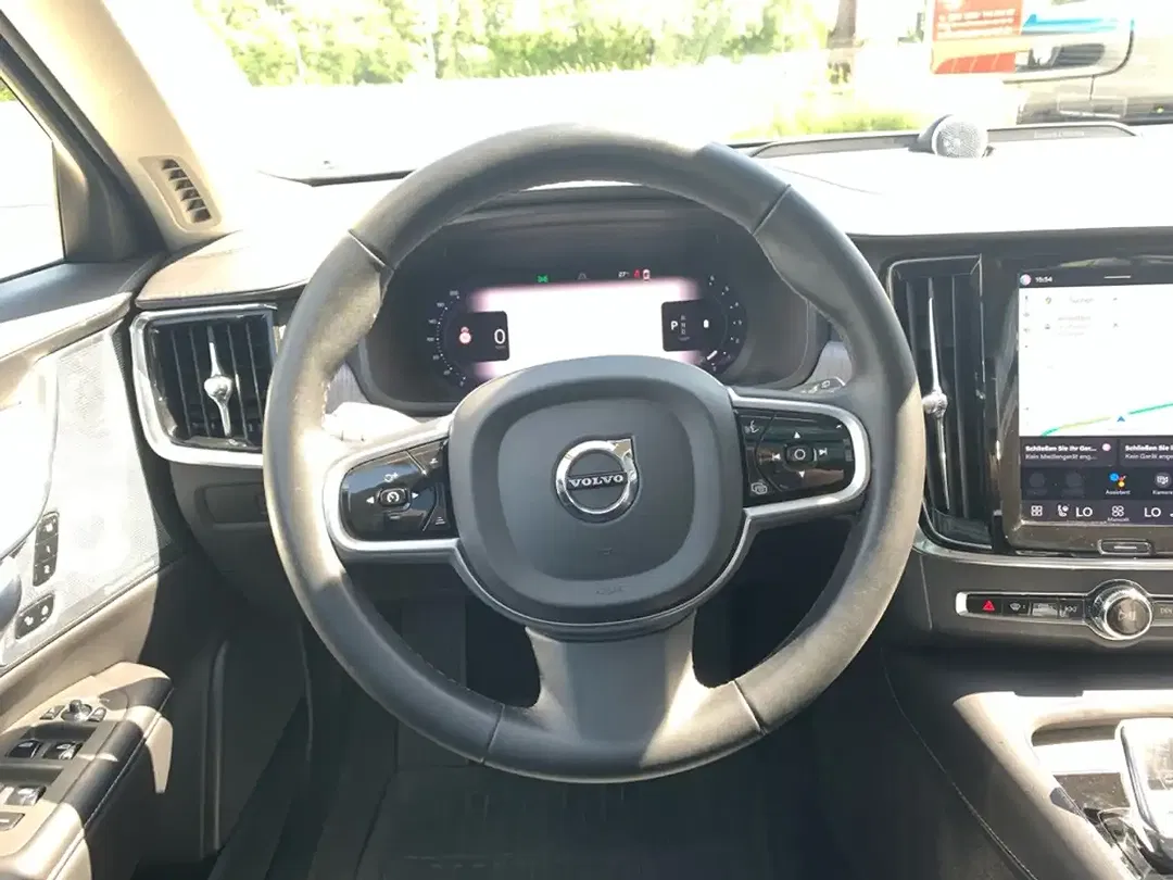 Volvo V90 AWD Ultimate Dark - Thumbnail 13