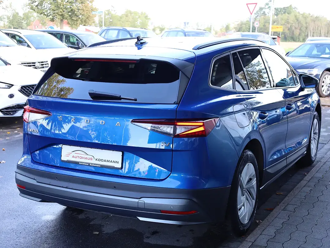 Skoda Enyaq 50 Loft - Thumbnail 9