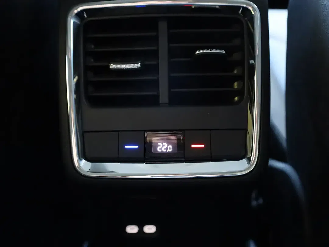 Skoda Enyaq 50 Loft - Thumbnail 15