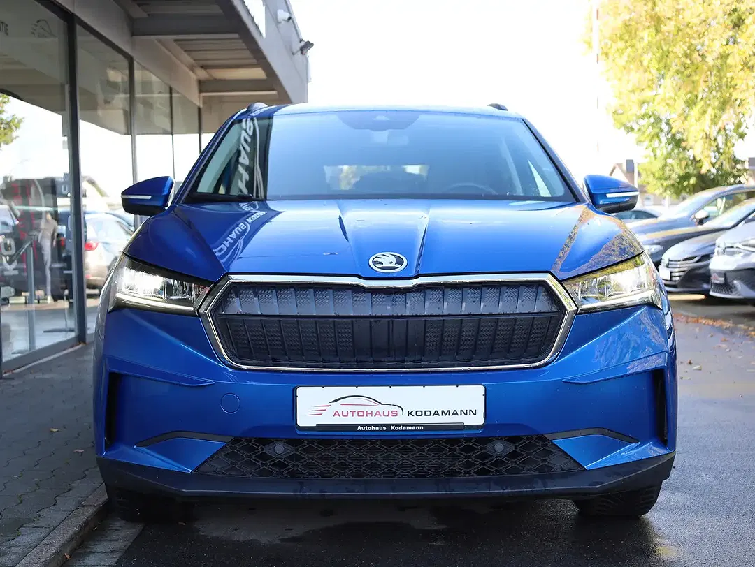 Skoda Enyaq 50 Loft - Thumbnail 3