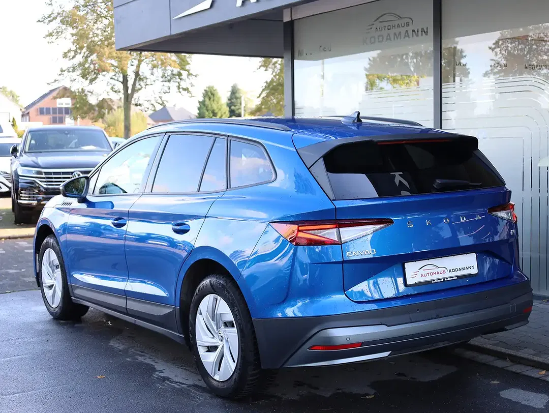 Skoda Enyaq 50 Loft - Thumbnail 6