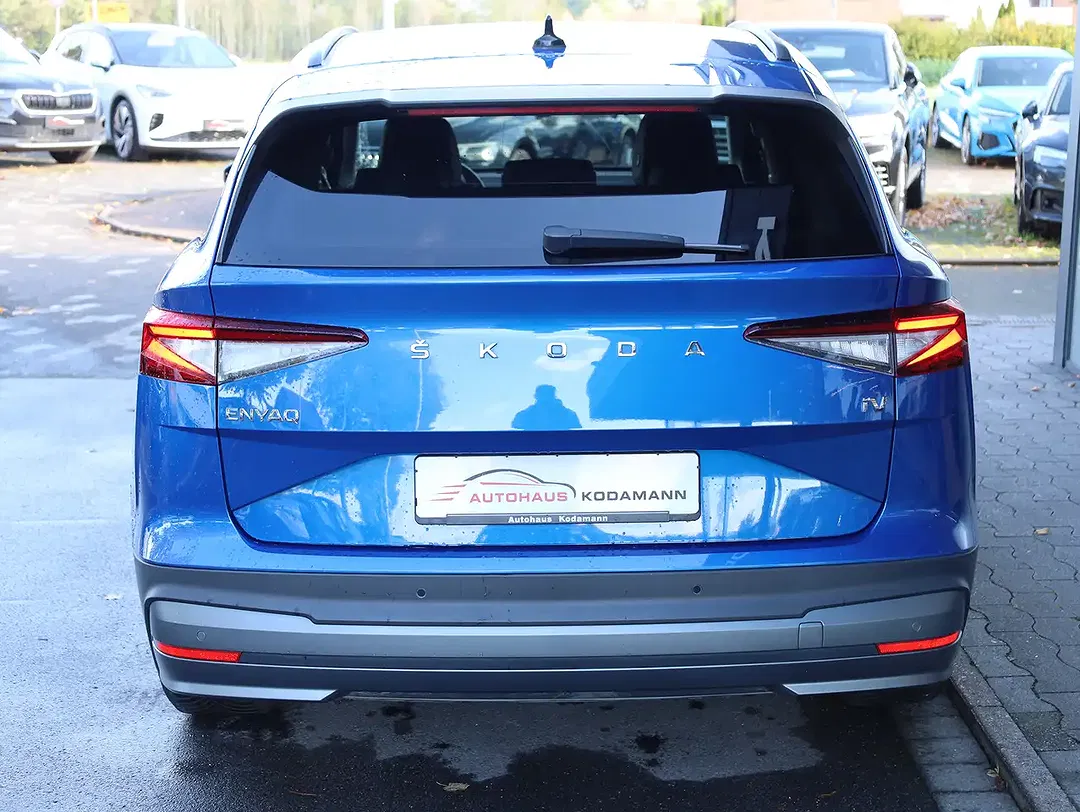 Skoda Enyaq 50 Loft - Thumbnail 8